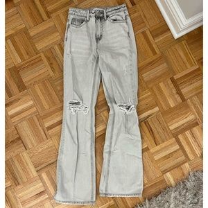 Light grey washed jeans